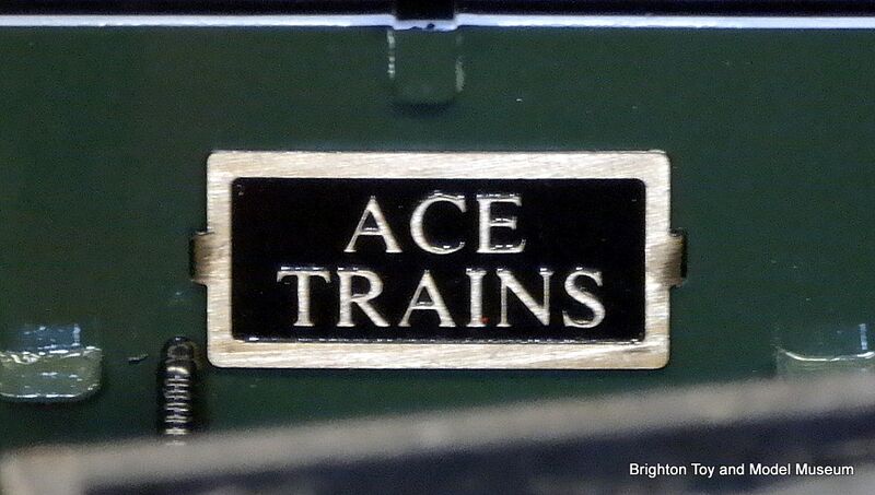 File:ACE Trains badge closeup.jpg