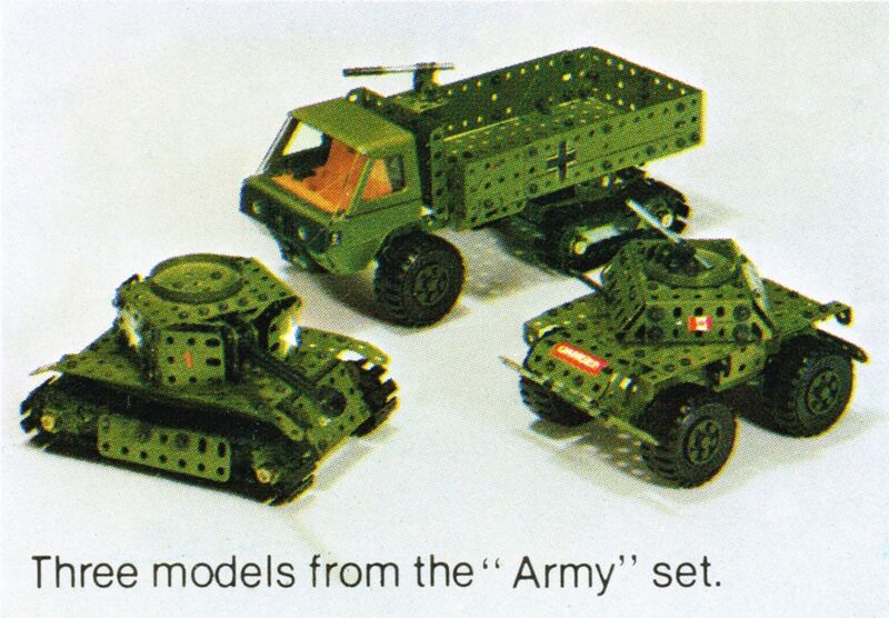 File:Army Set models, Meccano (MBoM4 1978).jpg