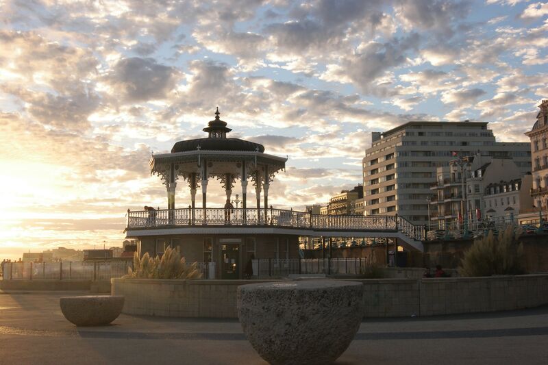 File:Bandstand and Embassy Court, Brighton.jpg