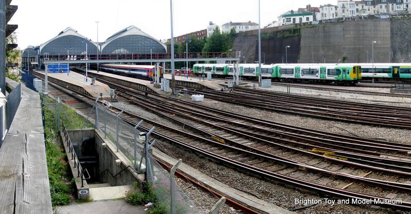 File:Brighton Station, approach, 2011.jpg