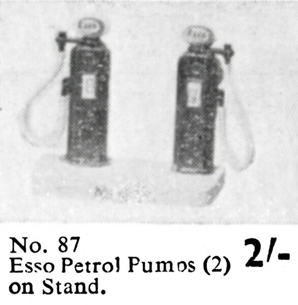 File:ESSO Petrol Pumps on Stand, Wardie Master Models 87 (Gamages 1959).jpg