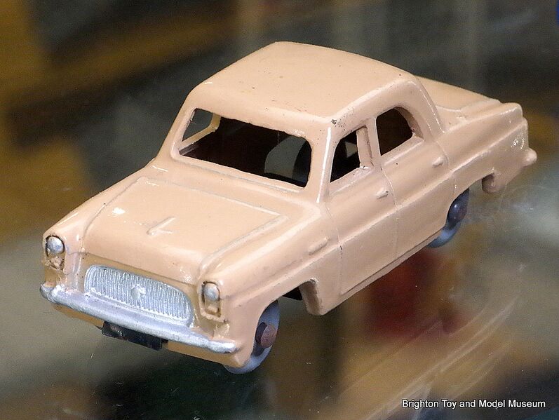 File:Ford Prefect car (Dublo Dinky Toys 061).jpg