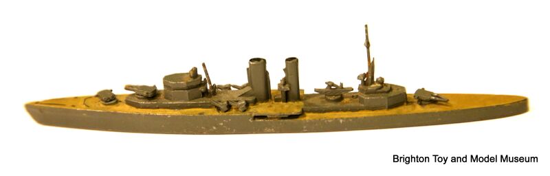File:HMS Exeter, 1-1200 waterline model (Tremo Models).jpg