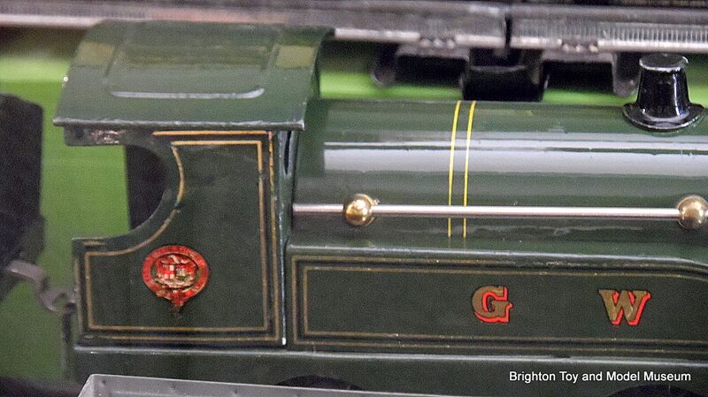File:Hornby No2 locomotive, GW 2711.jpg