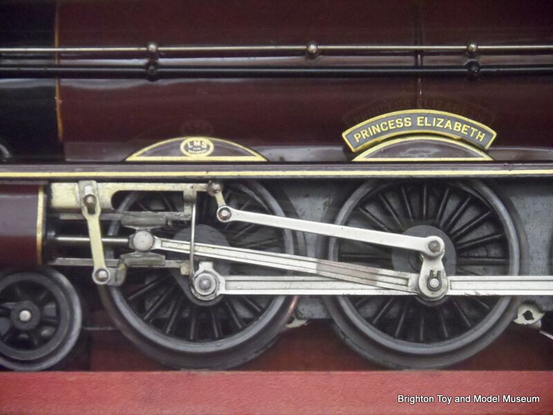 File:Hornby Princess Elizabeth 6201 locomotive detail.jpg
