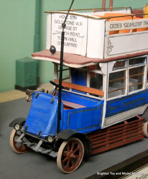 File:Hove Corporation Cedes Stoll-Dodson trolleybus, 1914 trial, front (Ken Allbon).jpg