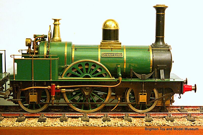 File:Jenny Lind, 3.5-inch gauge steam model (Bill Hinchley).jpg