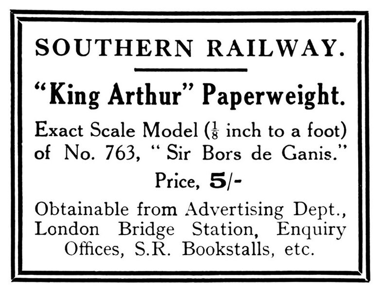 File:King Arthur Paperweight, Southern Railway (TRM 1925-09).jpg