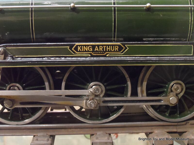 File:King Arthur loco, gauge 1 (Bing for Bassett-Lowke).jpg