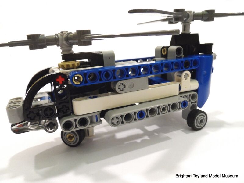 File:Lego Technic helicopter 42020.jpg