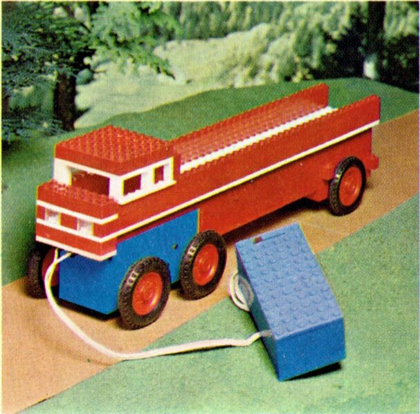 File:Motorised Truck, BettaBilda Set 4 (BettaBilda 1968).jpg