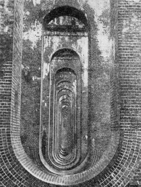File:Ouse Valley Viaduct, central (RWW 1935).jpg