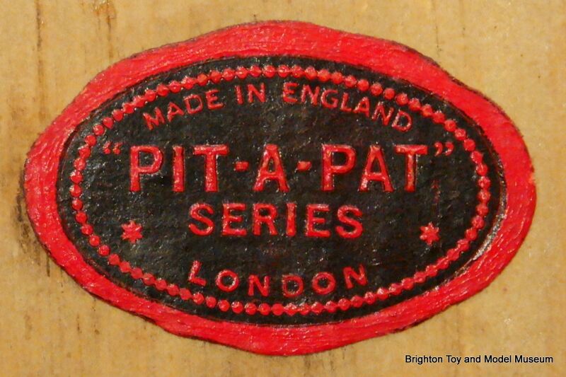 File:Pit-A-Pat, dollhouse furniture makers label.jpg