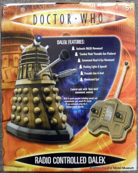 File:Radio-controlled Dalek, box side 2.jpg