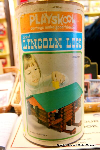 File:Scout Set, Original Lincoln Logs (Playskool).jpg