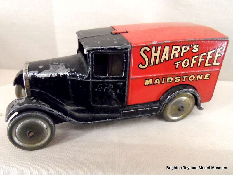 File:Sharps Toffee Delivery Van (Dinky Toys 28h).jpg