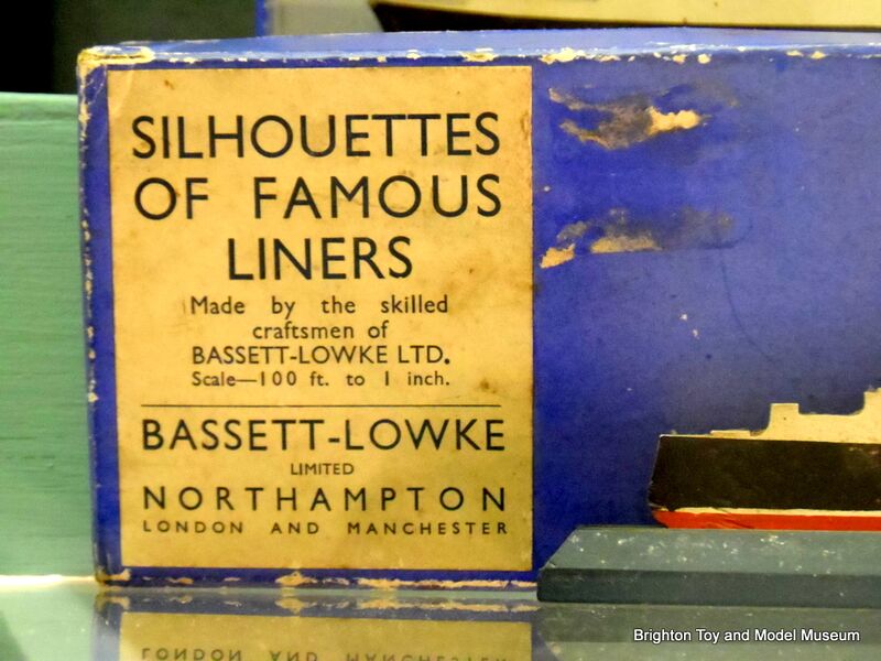 File:Silhouettes of Famous Liners (Bassett-Lowke).jpg