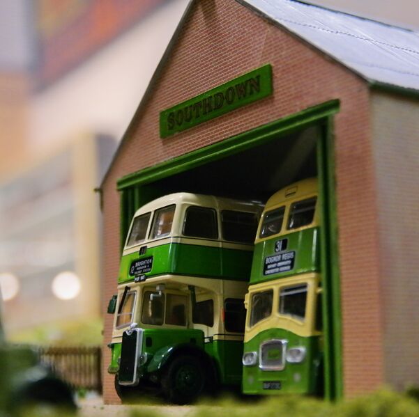 File:Southdown Buses, Amberley dormy bus shed, 00-gauge (Brian Bennett).jpg