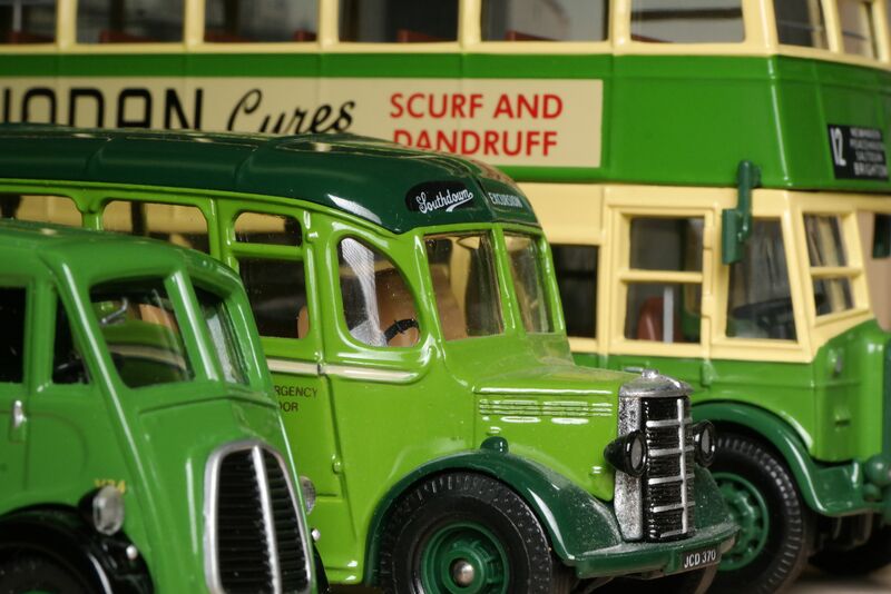 File:Southdown Buses Centenary model display.jpg