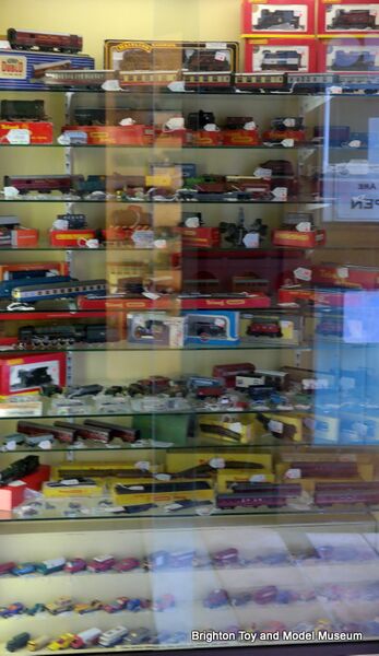 File:Toy cars and 00-gauge cabinet (Collectors Market).jpg