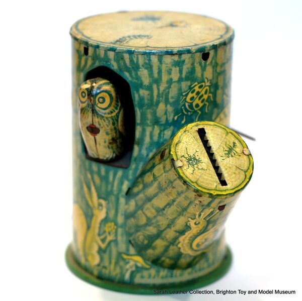File:Tree Stump money box with Owl (LBZ).jpg