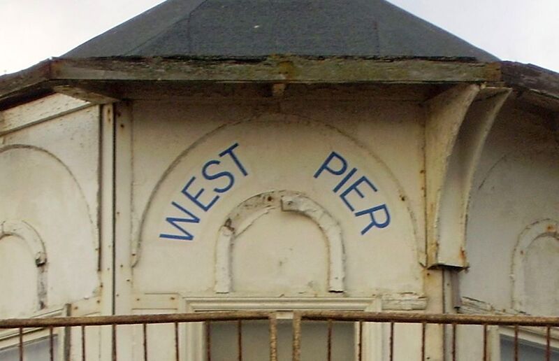 File:West Pier, closeup.jpg