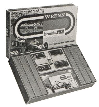 Wrenn Formula 152 packaging: opened box