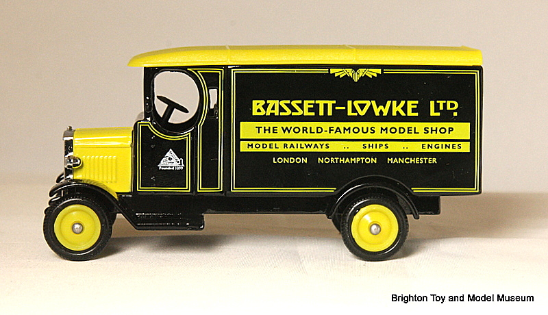 File:Bassett-Lowke Van, Days Gone (Corgi DG043048).jpg