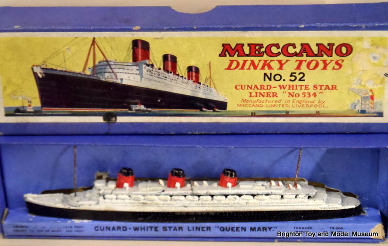 File:Dinky Toys 52 hull No. 534 (Queen Mary).jpg