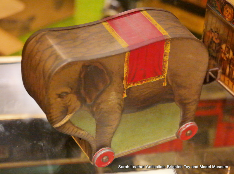 File:Elephant, circus floor toy (CWS).jpg