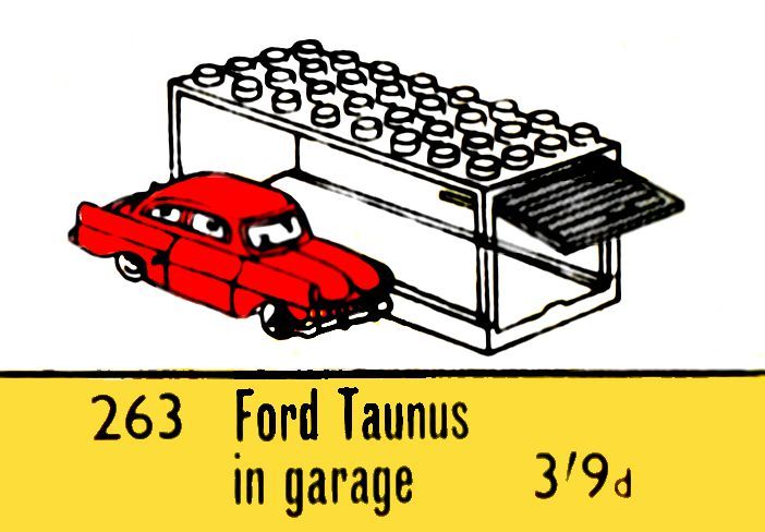 File:Ford Taunus in Garage, Lego 263 (Lego ~1964).jpg