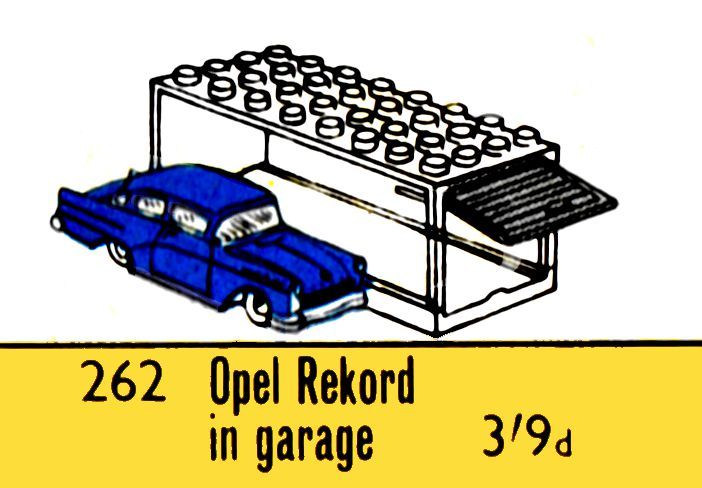 File:Opel Rekord in Garage, Lego 262 (Lego ~1964).jpg