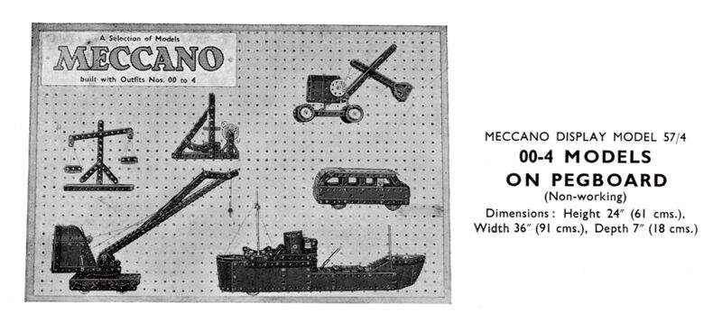 File:00-4 Models on Pegboard, Meccano Display Model 57-4 (MDM 1957).jpg