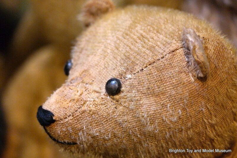 File:American Stick Bear, with jumper, closeup.jpg