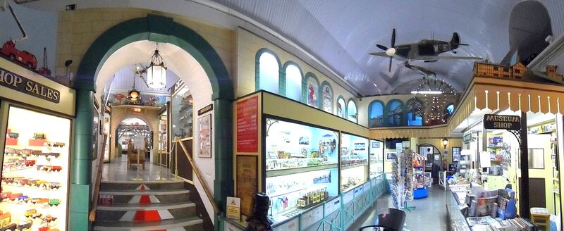 File:Arch One, Brighton Toy and Model Museum.jpg