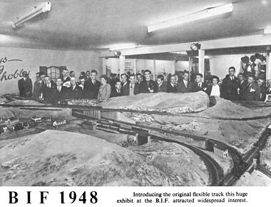 1948: Launch of the Formo flexible track at the 1948 British Industries Fair