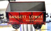 Bassett-Lowke red high-sided wagon (Carette for Bassett-Lowke).jpg