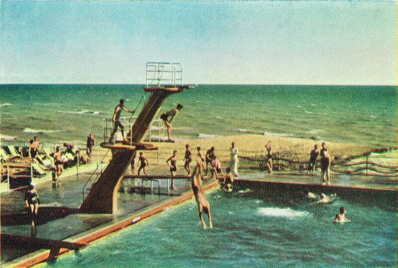 File:Black Rock Pool, diving board (BrightonHbk 1939).jpg