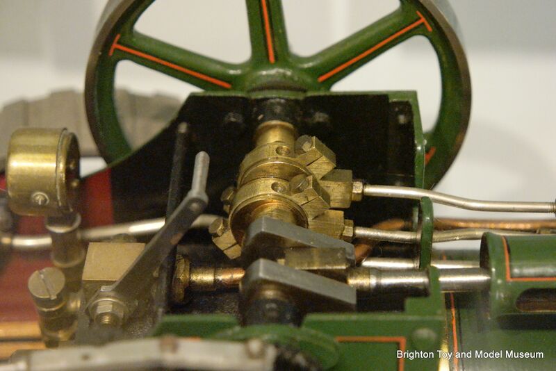 File:Burrell traction engine model, GK1962, Bassett-Lowke, detail.jpg