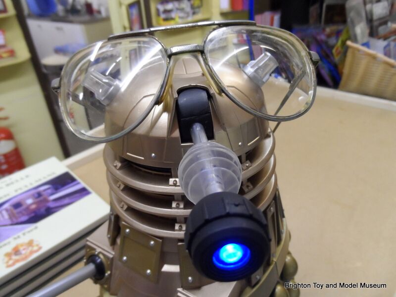 File:Dalek wearing glasses.jpg