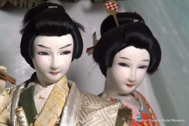File:Dancing Nishi Dolls, faces (Japanese Dolls).jpg