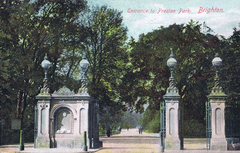 File:Entrance to Preston Park, postcard.jpg