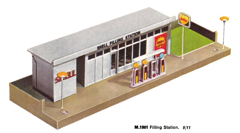 File:Filling Station, Minic Motorways M1801 (TriangRailways 1964).jpg