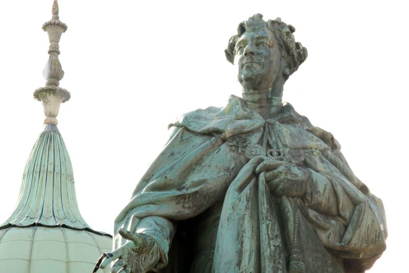 File:George IV statue, upper.jpg