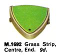 Grass Strip, Centre, End, Minic Motorways M1692 (TriangRailways 1964).jpg