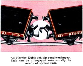 1959: Dublo couplings