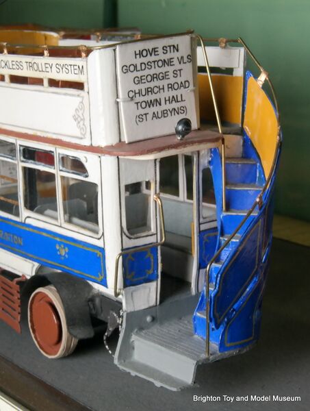 File:Hove Corporation Cedes Stoll-Dodson trolleybus, 1914 trial, rear (Ken Allbon).jpg