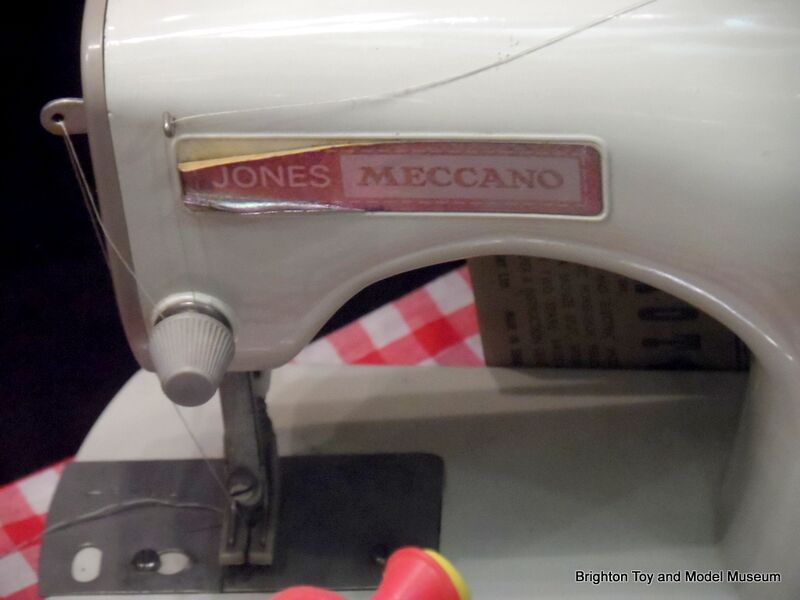 File:Jones Meccano sewing machine.jpg