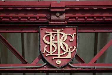 LBSC monogrammed shield, Hove Station