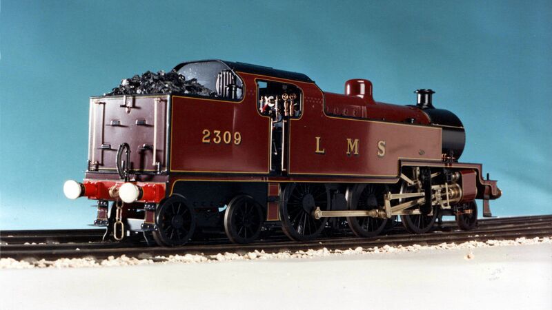 File:LMS 2309, 2-6-4 locomotive, gauge 1 (Denis Hefford).jpg
